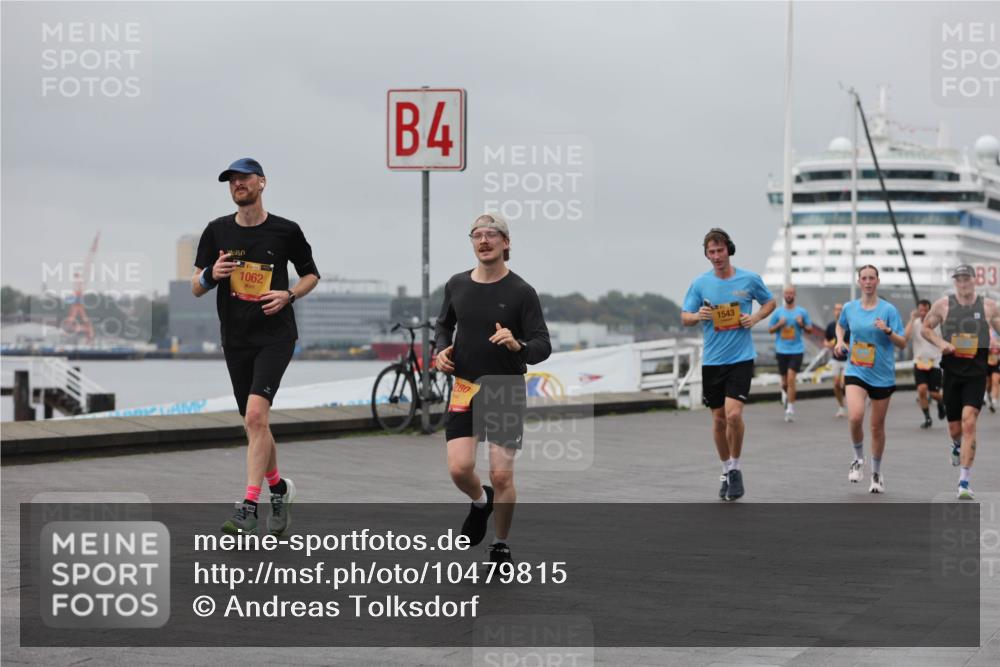 13.09.2026 - Kiel Lauf Andreas Tolksdorf http://msf.ph/oto/10479815 13.09.2026 11:53:33 Kiellinie 1062, 4, 280, 1543, 83 meine-sportfotos.de