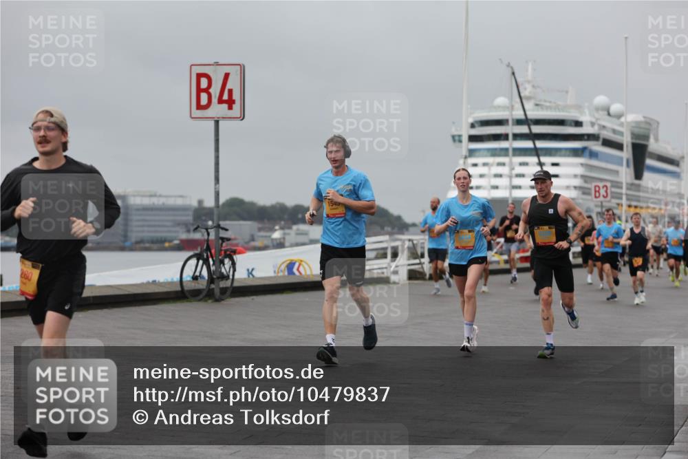 13.09.2026 - Kiel Lauf Andreas Tolksdorf http://msf.ph/oto/10479837 13.09.2026 11:53:34 Kiellinie 4, 280, 1545, 3 meine-sportfotos.de