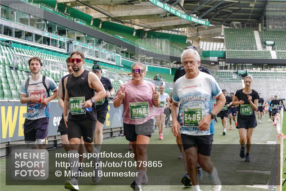 13.09.2026 - 21. swb-Marathon Bremen Michael Burmester http://msf.ph/oto/10479865 13.09.2026 13:18:57 Laufen im Stadion 311, 333, 404, 486, 512, 546, 732, 753, 837, 921, 938, 1156, 1424, 1425, 1431, 1506, 1765, 1790, 1844, 1868, 2056, 2123, 2137, 2224, 2240, 2294, 2315, 2357, 2358, 2453, 2557, 2563, 2601, 2614, 2622, 2626, 2647, 2689, 2702, 2703, 2722, 2786, 2843, 2845, 2849, 2857, 2879, 2880, 2893, 2944, 2983, 2999, 3031, 3046, 3072, 3096, 3100, 3116, 3146, 3180, 3189, 3198, 3210, 3243, 3263, 3285, 3287, 3315, 3337, 3421, 3476, 3537, 3548, 3619, 3633, 3654, 3740, 3879, 4478 meine-sportfotos.de