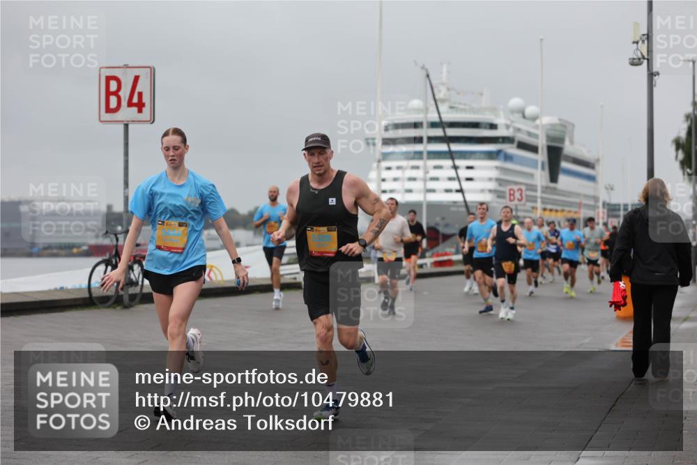 13.09.2026 - Kiel Lauf Andreas Tolksdorf http://msf.ph/oto/10479881 13.09.2026 11:53:36 Kiellinie 4, 39, 38, 3 meine-sportfotos.de