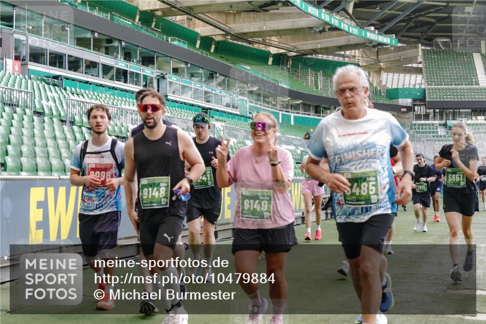 13.09.2026 - 21. swb-Marathon Bremen Michael Burmester http://msf.ph/oto/10479884 13.09.2026 13:18:57 Laufen im Stadion 311, 333, 404, 486, 512, 546, 732, 753, 837, 921, 938, 1156, 1424, 1425, 1431, 1506, 1765, 1790, 1844, 1868, 2056, 2123, 2137, 2224, 2240, 2294, 2315, 2357, 2358, 2453, 2557, 2563, 2601, 2614, 2622, 2626, 2647, 2689, 2702, 2703, 2722, 2786, 2843, 2845, 2849, 2857, 2879, 2880, 2893, 2944, 2983, 2999, 3031, 3046, 3072, 3096, 3100, 3116, 3146, 3180, 3189, 3198, 3210, 3243, 3263, 3285, 3287, 3315, 3337, 3421, 3476, 3537, 3548, 3619, 3633, 3654, 3740, 3879, 4478 meine-sportfotos.de