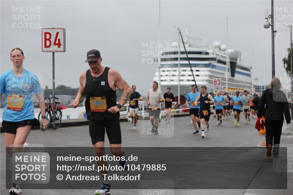 13.09.2026 - Kiel Lauf Andreas Tolksdorf http://msf.ph/oto/10479885 13.09.2026 11:53:37 Kiellinie 101, 4, 3 meine-sportfotos.de