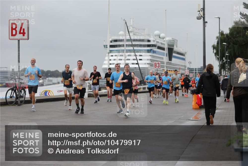 13.09.2026 - Kiel Lauf Andreas Tolksdorf http://msf.ph/oto/10479917 13.09.2026 11:53:39 Kiellinie 4, 8461, 11447, 3, 81 meine-sportfotos.de