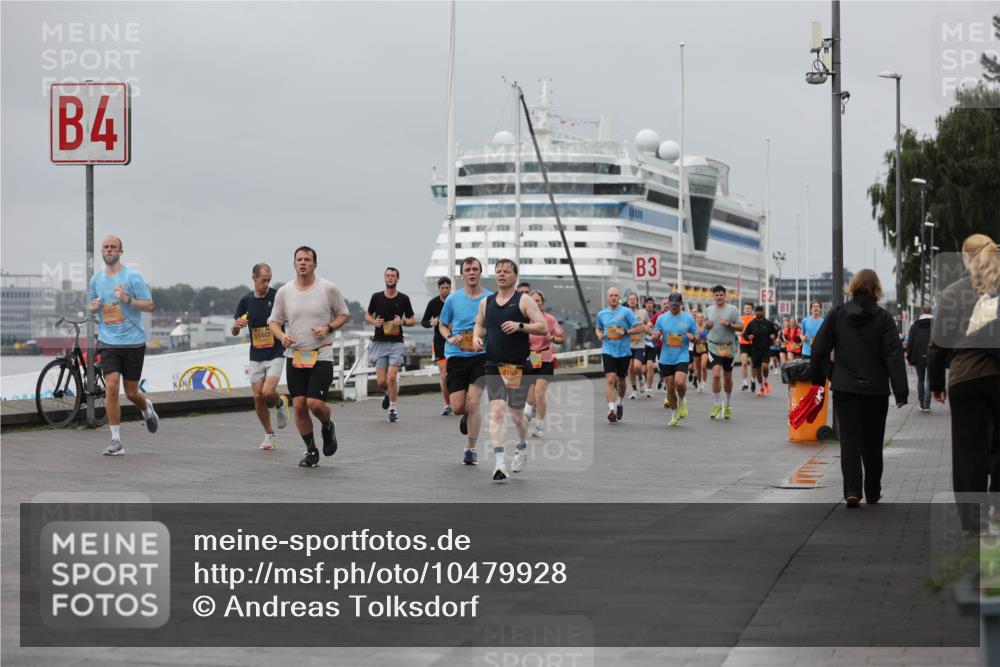 13.09.2026 - Kiel Lauf Andreas Tolksdorf http://msf.ph/oto/10479928 13.09.2026 11:53:39 Kiellinie 4, 8461, 11447, 4162, 3 meine-sportfotos.de