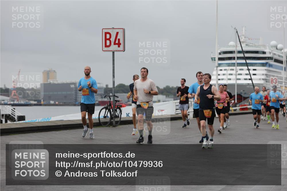 13.09.2026 - Kiel Lauf Andreas Tolksdorf http://msf.ph/oto/10479936 13.09.2026 11:53:40 Kiellinie 8461, 4, 4162, 3 meine-sportfotos.de