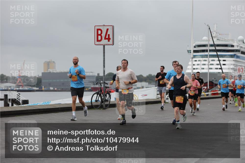 13.09.2026 - Kiel Lauf Andreas Tolksdorf http://msf.ph/oto/10479944 13.09.2026 11:53:40 Kiellinie 8461, 4, 4162, 3 meine-sportfotos.de