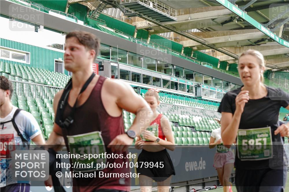 13.09.2026 - 21. swb-Marathon Bremen Michael Burmester http://msf.ph/oto/10479945 13.09.2026 13:19:00 Laufen im Stadion 311, 333, 404, 486, 512, 546, 732, 753, 837, 921, 938, 1156, 1431, 1506, 1765, 1844, 1868, 1916, 2056, 2123, 2137, 2224, 2240, 2294, 2315, 2357, 2358, 2453, 2557, 2563, 2601, 2614, 2622, 2626, 2647, 2689, 2702, 2703, 2722, 2786, 2843, 2845, 2849, 2857, 2879, 2880, 2893, 2944, 2983, 2999, 3031, 3046, 3072, 3096, 3100, 3116, 3146, 3180, 3189, 3198, 3210, 3243, 3263, 3285, 3287, 3315, 3337, 3421, 3476, 3537, 3548, 3619, 3633, 3654, 3740, 3879, 4478 meine-sportfotos.de