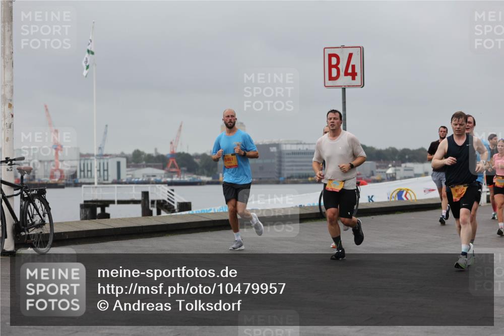 13.09.2026 - Kiel Lauf Andreas Tolksdorf http://msf.ph/oto/10479957 13.09.2026 11:53:41 Kiellinie 8461, 4, 4162 meine-sportfotos.de