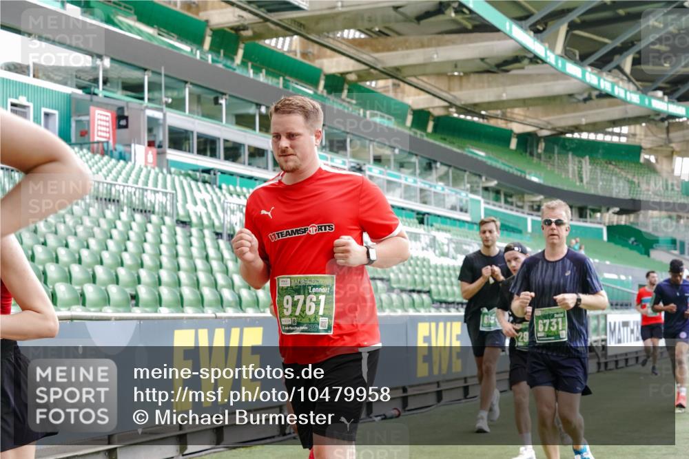 13.09.2026 - 21. swb-Marathon Bremen Michael Burmester http://msf.ph/oto/10479958 13.09.2026 13:19:00 Laufen im Stadion 311, 333, 404, 486, 512, 546, 732, 753, 837, 921, 938, 1156, 1431, 1506, 1765, 1844, 1868, 1916, 2056, 2123, 2137, 2224, 2240, 2294, 2315, 2357, 2358, 2453, 2557, 2563, 2601, 2614, 2622, 2626, 2647, 2689, 2702, 2703, 2722, 2786, 2843, 2845, 2849, 2857, 2879, 2880, 2893, 2944, 2983, 2999, 3031, 3046, 3072, 3096, 3100, 3116, 3146, 3180, 3189, 3198, 3210, 3243, 3263, 3285, 3287, 3315, 3337, 3421, 3476, 3537, 3548, 3619, 3633, 3654, 3740, 3879, 4478 meine-sportfotos.de