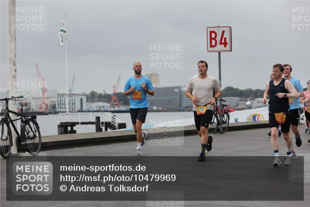 13.09.2026 - Kiel Lauf Andreas Tolksdorf http://msf.ph/oto/10479969 13.09.2026 11:53:41 Kiellinie 8461, 4, 4162 meine-sportfotos.de
