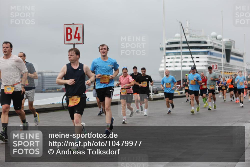 13.09.2026 - Kiel Lauf Andreas Tolksdorf http://msf.ph/oto/10479977 13.09.2026 11:53:43 Kiellinie 4, 4162, 6217, 5898, 10874, 3 meine-sportfotos.de