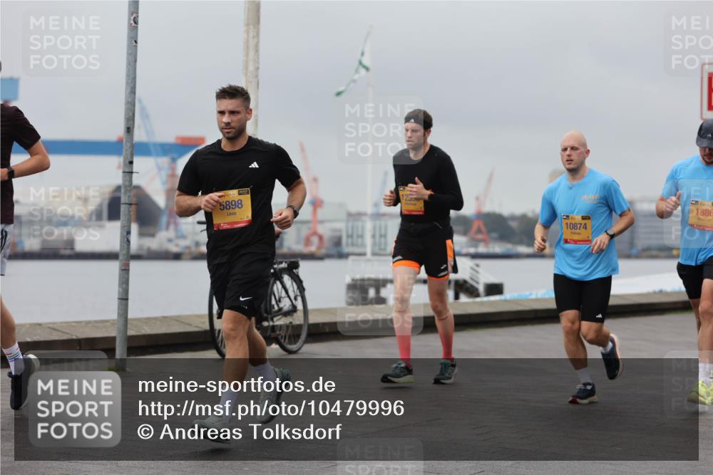 13.09.2026 - Kiel Lauf Andreas Tolksdorf http://msf.ph/oto/10479996 13.09.2026 11:53:48 Kiellinie 38, 5898, 2550, 10874, 1886 meine-sportfotos.de