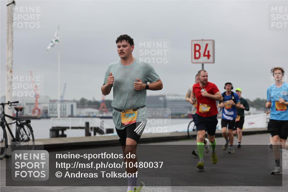 13.09.2026 - Kiel Lauf Andreas Tolksdorf http://msf.ph/oto/10480037 13.09.2026 11:53:51 Kiellinie 4 meine-sportfotos.de