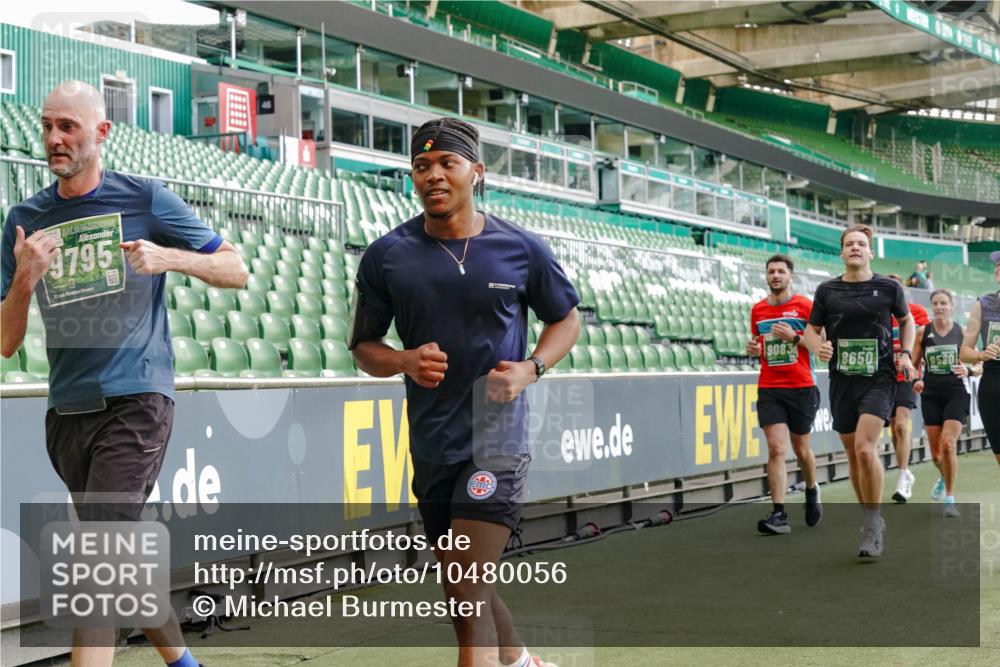 13.09.2026 - 21. swb-Marathon Bremen Michael Burmester http://msf.ph/oto/10480056 13.09.2026 13:19:05 Laufen im Stadion 311, 333, 404, 486, 512, 546, 732, 753, 837, 921, 938, 1156, 1431, 1506, 1765, 1844, 1868, 1916, 2056, 2123, 2137, 2224, 2240, 2294, 2315, 2357, 2358, 2453, 2557, 2563, 2614, 2622, 2626, 2647, 2689, 2702, 2703, 2722, 2786, 2843, 2845, 2849, 2857, 2879, 2880, 2893, 2944, 2983, 2999, 3031, 3046, 3072, 3096, 3100, 3116, 3146, 3189, 3198, 3210, 3243, 3263, 3285, 3287, 3315, 3476, 3537, 3548, 3619, 3633, 3654, 3740, 3879, 4478 meine-sportfotos.de