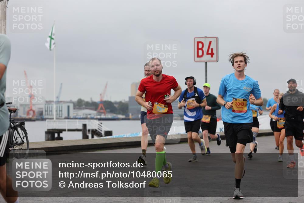 13.09.2026 - Kiel Lauf Andreas Tolksdorf http://msf.ph/oto/10480065 13.09.2026 11:53:52 Kiellinie 4, 38, 12072, 38, 3043 meine-sportfotos.de