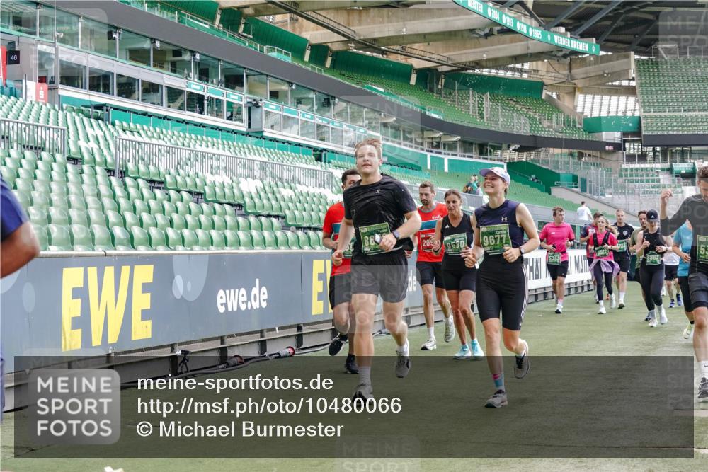 13.09.2026 - 21. swb-Marathon Bremen Michael Burmester http://msf.ph/oto/10480066 13.09.2026 13:19:05 Laufen im Stadion 311, 333, 404, 486, 512, 546, 732, 753, 837, 921, 938, 1156, 1431, 1506, 1765, 1844, 1868, 1916, 2056, 2123, 2137, 2224, 2240, 2294, 2315, 2357, 2358, 2453, 2557, 2563, 2614, 2622, 2626, 2647, 2689, 2702, 2703, 2722, 2786, 2843, 2845, 2849, 2857, 2879, 2880, 2893, 2944, 2983, 2999, 3031, 3046, 3072, 3096, 3100, 3116, 3146, 3189, 3198, 3210, 3243, 3263, 3285, 3287, 3315, 3476, 3537, 3548, 3619, 3633, 3654, 3740, 3879, 4478 meine-sportfotos.de