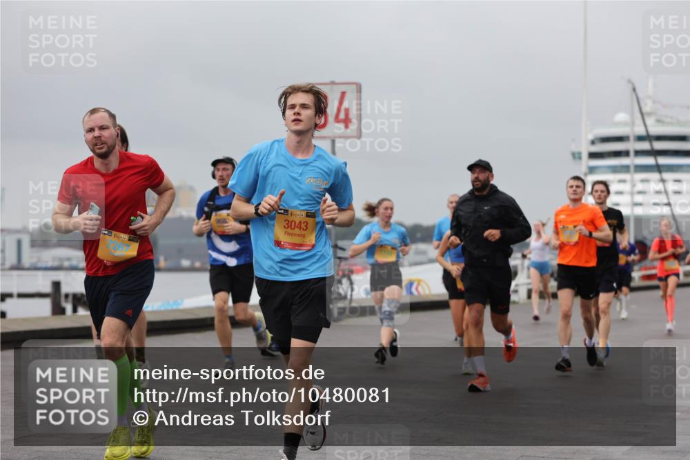 13.09.2026 - Kiel Lauf Andreas Tolksdorf http://msf.ph/oto/10480081 13.09.2026 11:53:53 Kiellinie 48, 84, 38, 3043 meine-sportfotos.de