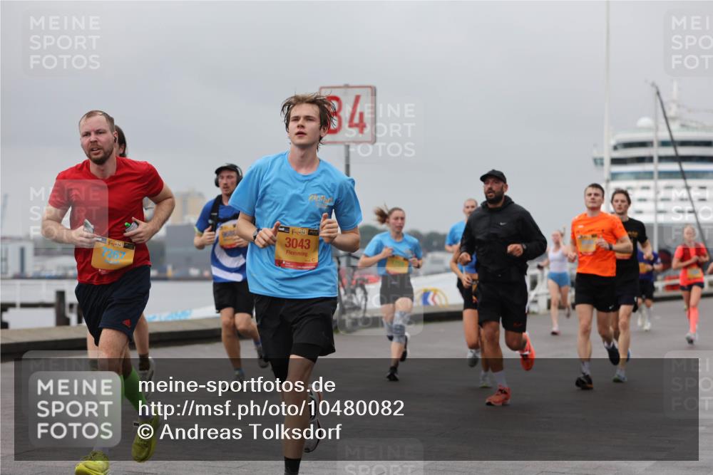 13.09.2026 - Kiel Lauf Andreas Tolksdorf http://msf.ph/oto/10480082 13.09.2026 11:53:53 Kiellinie 34, 38, 7267, 9686, 4, 38, 3043 meine-sportfotos.de