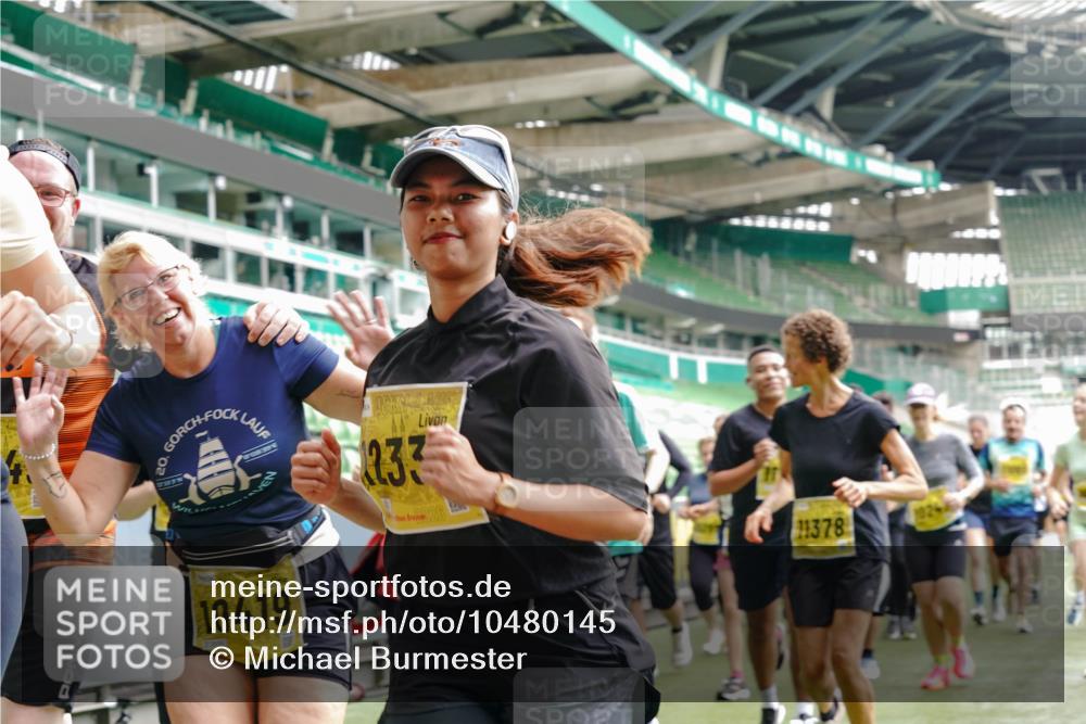 13.09.2026 - 21. swb-Marathon Bremen Michael Burmester http://msf.ph/oto/10480145 13.09.2026 10:41:29 Laufen im Stadion 10155, 10156, 10163, 10169, 10213, 10247, 10299, 10313, 10321, 10354, 10395, 10396, 10399, 10406, 10414, 10417, 10419, 10422, 10424, 10435, 10455, 10461, 10462, 10483, 10519, 10527, 10545, 10546, 10547, 10570, 10582, 10586, 10611, 10644, 10694, 10696, 10705, 10706, 10719, 10722, 10751, 10766, 10768, 10776, 10804, 10859, 10889, 10909, 10963, 10977, 11043, 11048, 11084, 11085 meine-sportfotos.de