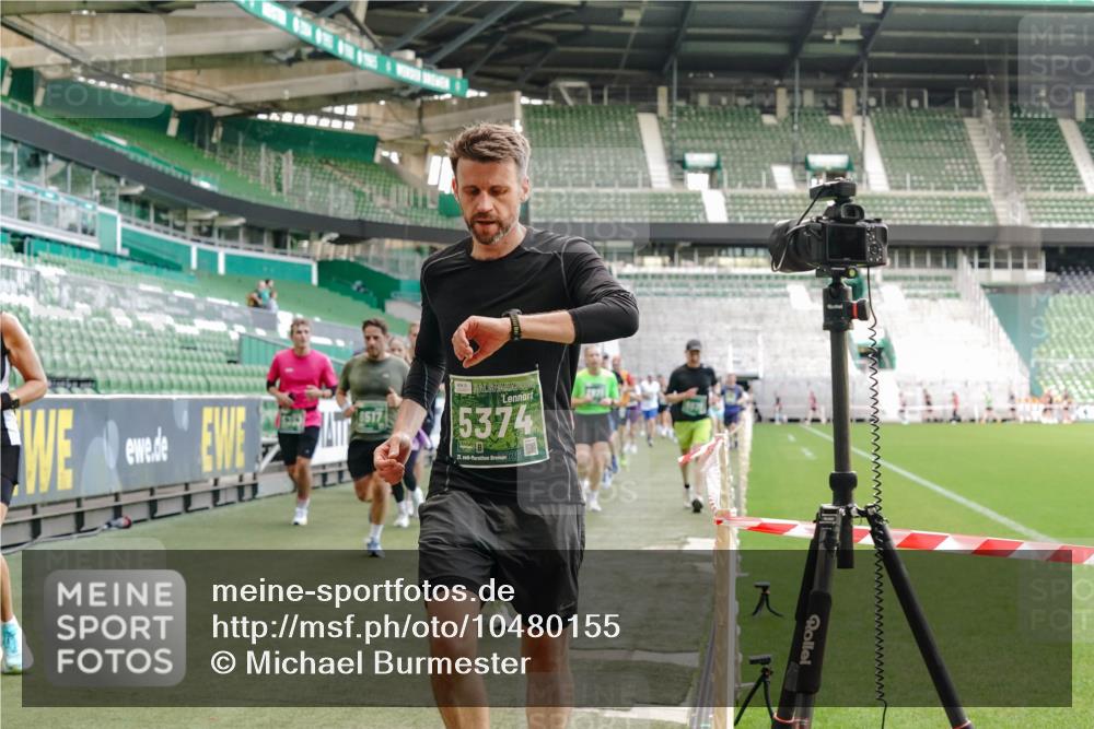 13.09.2026 - 21. swb-Marathon Bremen Michael Burmester http://msf.ph/oto/10480155 13.09.2026 13:19:08 Laufen im Stadion 311, 333, 404, 464, 486, 512, 546, 732, 753, 837, 921, 938, 1156, 1431, 1506, 1765, 1844, 1868, 1916, 2056, 2123, 2137, 2224, 2240, 2294, 2315, 2357, 2358, 2453, 2557, 2563, 2614, 2622, 2626, 2647, 2689, 2702, 2703, 2722, 2786, 2843, 2845, 2849, 2857, 2879, 2880, 2893, 2944, 2983, 2999, 3031, 3046, 3059, 3072, 3096, 3100, 3116, 3146, 3189, 3198, 3210, 3243, 3263, 3285, 3287, 3315, 3476, 3537, 3619, 3633, 3654, 3740, 3879, 4478 meine-sportfotos.de