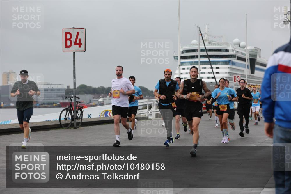 13.09.2026 - Kiel Lauf Andreas Tolksdorf http://msf.ph/oto/10480158 13.09.2026 11:54:05 Kiellinie 4, 12668, 8918, 3 meine-sportfotos.de