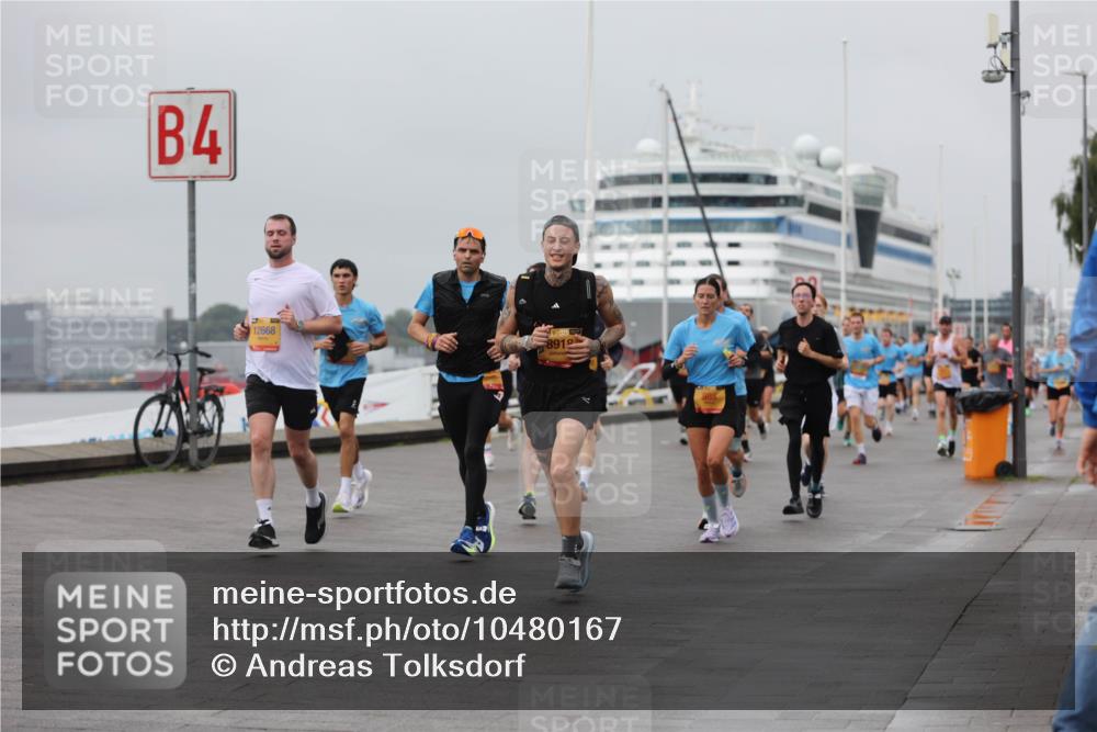 13.09.2026 - Kiel Lauf Andreas Tolksdorf http://msf.ph/oto/10480167 13.09.2026 11:54:06 Kiellinie 4, 12668, 891 meine-sportfotos.de