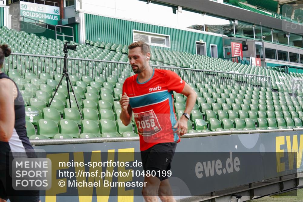 13.09.2026 - 21. swb-Marathon Bremen Michael Burmester http://msf.ph/oto/10480199 13.09.2026 13:19:10 Laufen im Stadion 311, 333, 404, 464, 486, 512, 546, 732, 753, 837, 921, 938, 1066, 1156, 1431, 1506, 1765, 1844, 1868, 1916, 2056, 2123, 2137, 2224, 2240, 2294, 2315, 2357, 2358, 2453, 2557, 2563, 2614, 2622, 2626, 2647, 2689, 2702, 2703, 2722, 2756, 2786, 2843, 2845, 2849, 2857, 2879, 2880, 2893, 2944, 2983, 2999, 3031, 3046, 3059, 3072, 3096, 3100, 3116, 3146, 3189, 3198, 3210, 3243, 3263, 3285, 3287, 3315, 3476, 3537, 3619, 3633, 3654, 3740, 3879, 4478 meine-sportfotos.de
