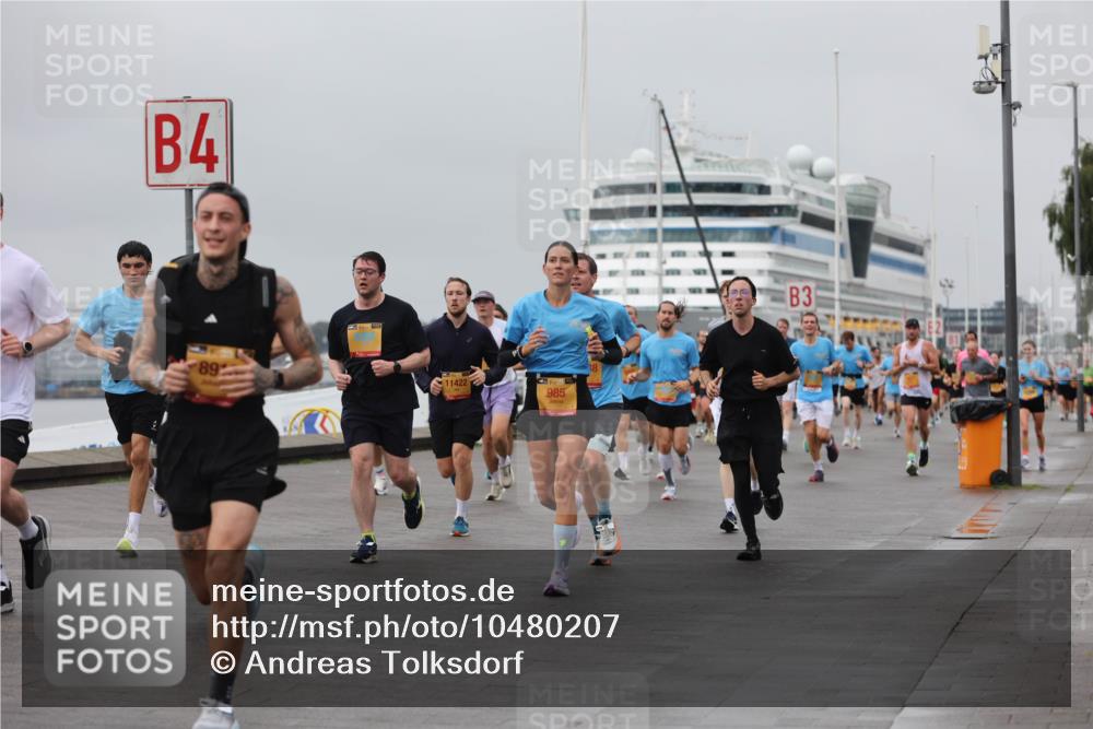 13.09.2026 - Kiel Lauf Andreas Tolksdorf http://msf.ph/oto/10480207 13.09.2026 11:54:07 Kiellinie 4, 89, 11422, 985, 3 meine-sportfotos.de