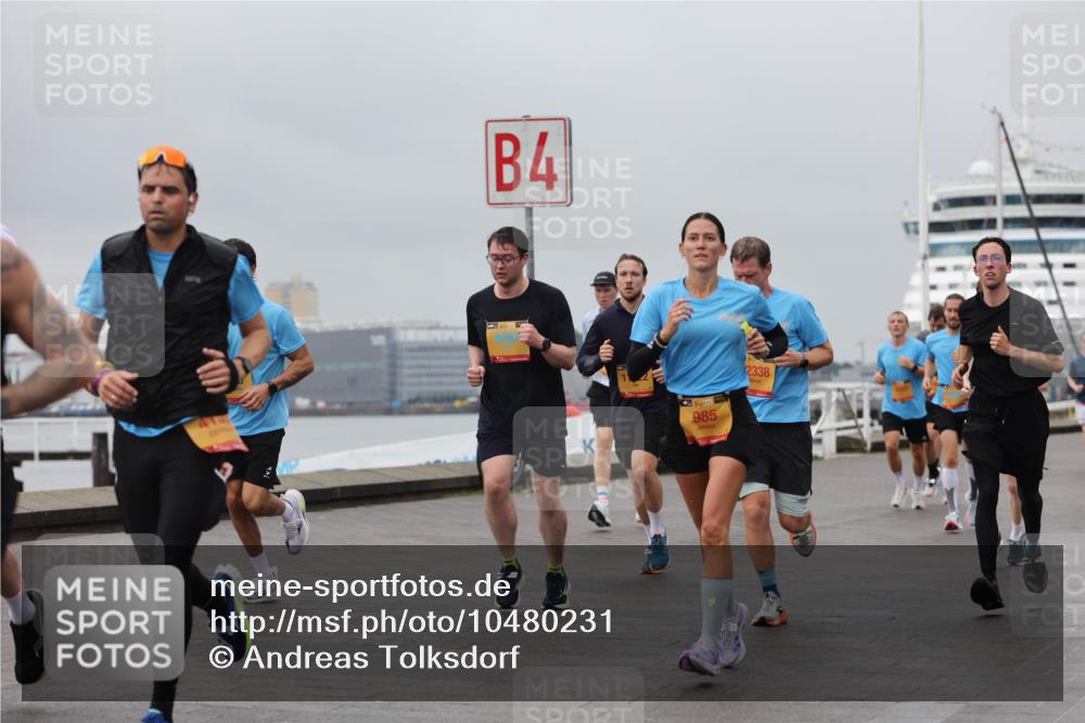 13.09.2026 - Kiel Lauf Andreas Tolksdorf http://msf.ph/oto/10480231 13.09.2026 11:54:08 Kiellinie 4, 38, 985, 2338 meine-sportfotos.de