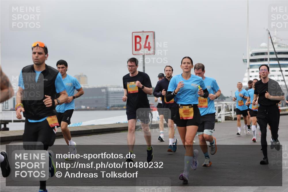 13.09.2026 - Kiel Lauf Andreas Tolksdorf http://msf.ph/oto/10480232 13.09.2026 11:54:09 Kiellinie 4, 39, 985, 1, 36, 2338 meine-sportfotos.de
