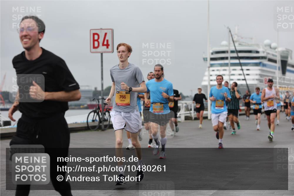 13.09.2026 - Kiel Lauf Andreas Tolksdorf http://msf.ph/oto/10480261 13.09.2026 11:54:11 Kiellinie 4, 38, 766 meine-sportfotos.de