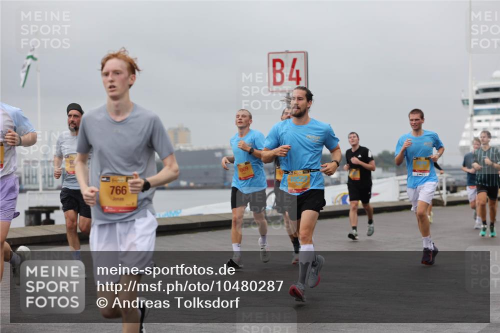 13.09.2026 - Kiel Lauf Andreas Tolksdorf http://msf.ph/oto/10480287 13.09.2026 11:54:13 Kiellinie 60, 766, 069, 4 meine-sportfotos.de