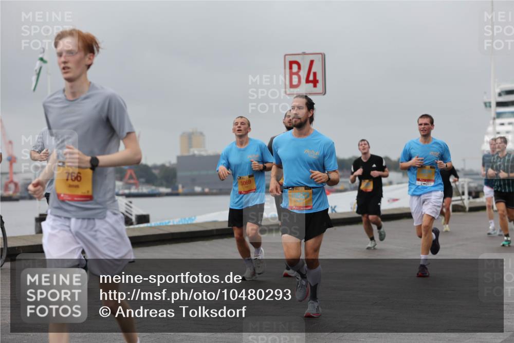 13.09.2026 - Kiel Lauf Andreas Tolksdorf http://msf.ph/oto/10480293 13.09.2026 11:54:13 Kiellinie 766, 5069, 4, 38 meine-sportfotos.de