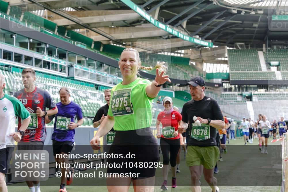 13.09.2026 - 21. swb-Marathon Bremen Michael Burmester http://msf.ph/oto/10480295 13.09.2026 13:19:14 Laufen im Stadion 333, 404, 464, 486, 512, 546, 732, 753, 837, 921, 938, 1066, 1156, 1431, 1506, 1765, 1844, 1868, 1916, 2056, 2123, 2137, 2224, 2240, 2294, 2315, 2357, 2358, 2453, 2557, 2563, 2614, 2622, 2626, 2689, 2702, 2703, 2722, 2756, 2786, 2843, 2845, 2849, 2857, 2879, 2880, 2893, 2944, 2983, 2999, 3031, 3046, 3059, 3072, 3096, 3100, 3116, 3146, 3189, 3198, 3210, 3243, 3263, 3285, 3287, 3315, 3476, 3537, 3619, 3633, 3654, 3740, 3879, 4478 meine-sportfotos.de