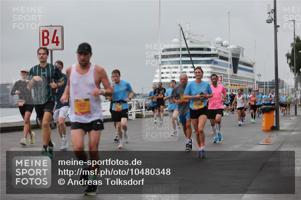 13.09.2026 - Kiel Lauf Andreas Tolksdorf http://msf.ph/oto/10480348 13.09.2026 11:54:17 Kiellinie 4, 2422, 12486, 83 meine-sportfotos.de