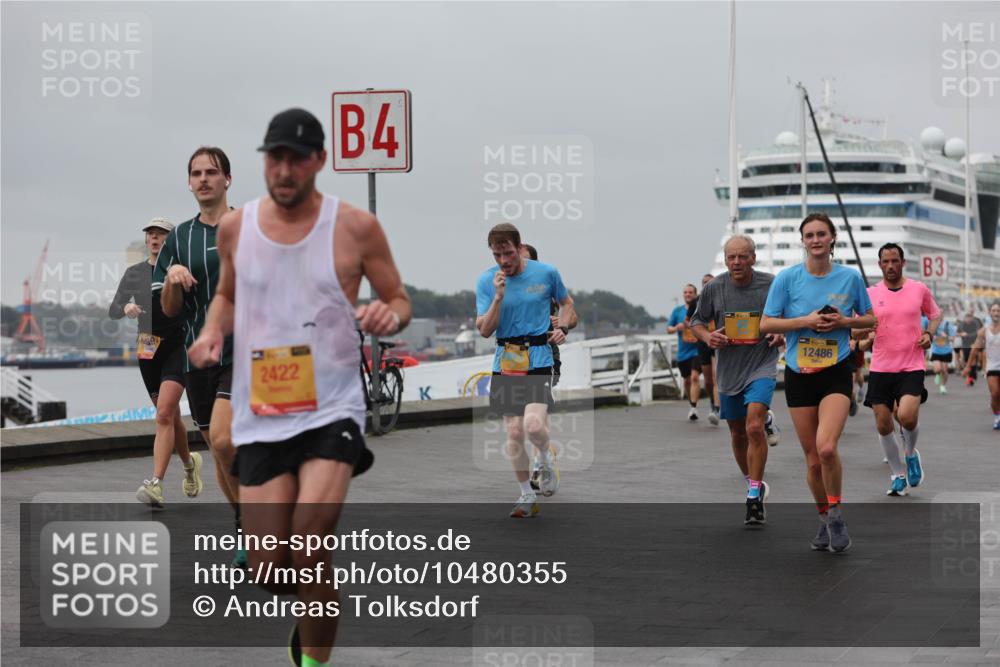 13.09.2026 - Kiel Lauf Andreas Tolksdorf http://msf.ph/oto/10480355 13.09.2026 11:54:18 Kiellinie 2422, 4, 12486, 3 meine-sportfotos.de