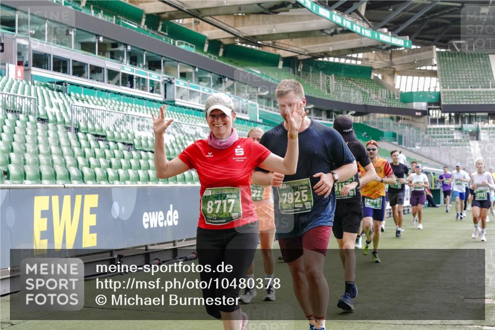 13.09.2026 - 21. swb-Marathon Bremen Michael Burmester http://msf.ph/oto/10480378 13.09.2026 13:19:16 Laufen im Stadion 333, 404, 464, 486, 512, 546, 732, 753, 837, 921, 938, 1066, 1156, 1431, 1506, 1765, 1844, 1868, 1916, 2028, 2056, 2123, 2137, 2224, 2240, 2294, 2315, 2357, 2358, 2453, 2557, 2563, 2614, 2622, 2626, 2689, 2702, 2703, 2722, 2756, 2786, 2843, 2845, 2849, 2857, 2879, 2880, 2893, 2944, 2983, 2999, 3031, 3046, 3059, 3072, 3096, 3100, 3116, 3146, 3189, 3198, 3210, 3243, 3263, 3285, 3287, 3315, 3476, 3537, 3619, 3633, 3654, 3740, 3879, 4478 meine-sportfotos.de