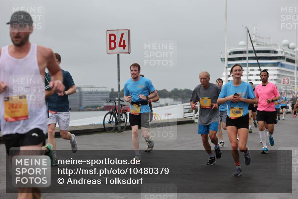 13.09.2026 - Kiel Lauf Andreas Tolksdorf http://msf.ph/oto/10480379 13.09.2026 11:54:18 Kiellinie 4, 2422, 12486, 3 meine-sportfotos.de