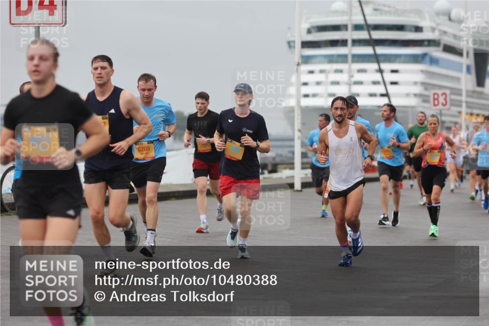 13.09.2026 - Kiel Lauf Andreas Tolksdorf http://msf.ph/oto/10480388 13.09.2026 11:54:24 Kiellinie 39, 39, 5208, 3 meine-sportfotos.de