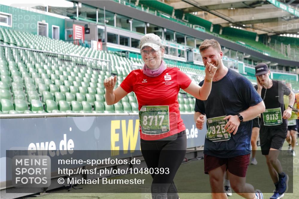 13.09.2026 - 21. swb-Marathon Bremen Michael Burmester http://msf.ph/oto/10480393 13.09.2026 13:19:17 Laufen im Stadion 333, 404, 464, 486, 512, 546, 732, 753, 837, 921, 938, 1066, 1156, 1431, 1506, 1765, 1844, 1868, 1916, 2028, 2056, 2123, 2137, 2224, 2240, 2294, 2315, 2357, 2358, 2453, 2557, 2563, 2614, 2622, 2626, 2689, 2702, 2703, 2722, 2756, 2786, 2843, 2845, 2849, 2857, 2879, 2880, 2893, 2944, 2983, 2999, 3031, 3046, 3059, 3072, 3096, 3100, 3116, 3146, 3189, 3198, 3210, 3243, 3263, 3285, 3287, 3315, 3476, 3537, 3619, 3633, 3654, 3740, 3879, 4478 meine-sportfotos.de