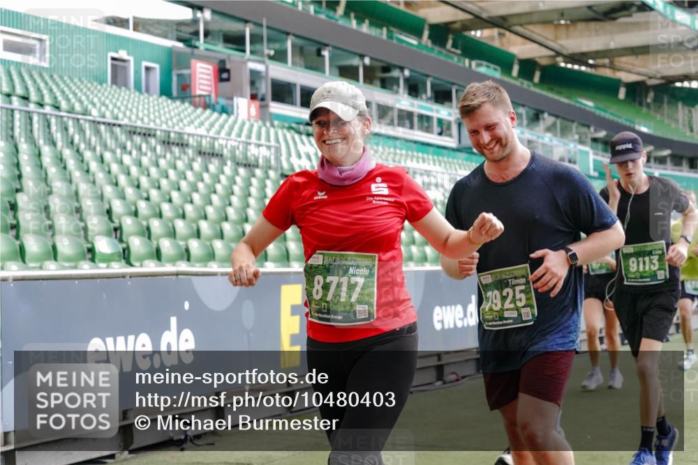 13.09.2026 - 21. swb-Marathon Bremen Michael Burmester http://msf.ph/oto/10480403 13.09.2026 13:19:17 Laufen im Stadion 333, 404, 464, 486, 512, 546, 732, 753, 837, 921, 938, 1066, 1156, 1431, 1506, 1765, 1844, 1868, 1916, 2028, 2056, 2123, 2137, 2224, 2240, 2294, 2315, 2357, 2358, 2453, 2557, 2563, 2614, 2622, 2626, 2689, 2702, 2703, 2722, 2756, 2786, 2843, 2845, 2849, 2857, 2879, 2880, 2893, 2944, 2983, 2999, 3031, 3046, 3059, 3072, 3096, 3100, 3116, 3146, 3189, 3198, 3210, 3243, 3263, 3285, 3287, 3315, 3476, 3537, 3619, 3633, 3654, 3740, 3879, 4478 meine-sportfotos.de