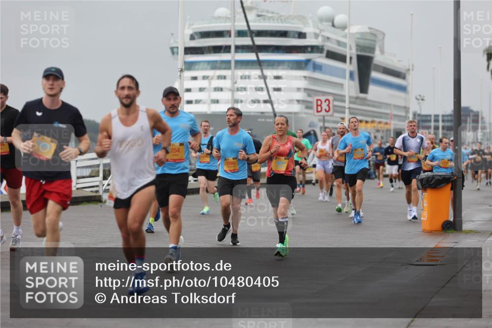 13.09.2026 - Kiel Lauf Andreas Tolksdorf http://msf.ph/oto/10480405 13.09.2026 11:54:25 Kiellinie 3 meine-sportfotos.de