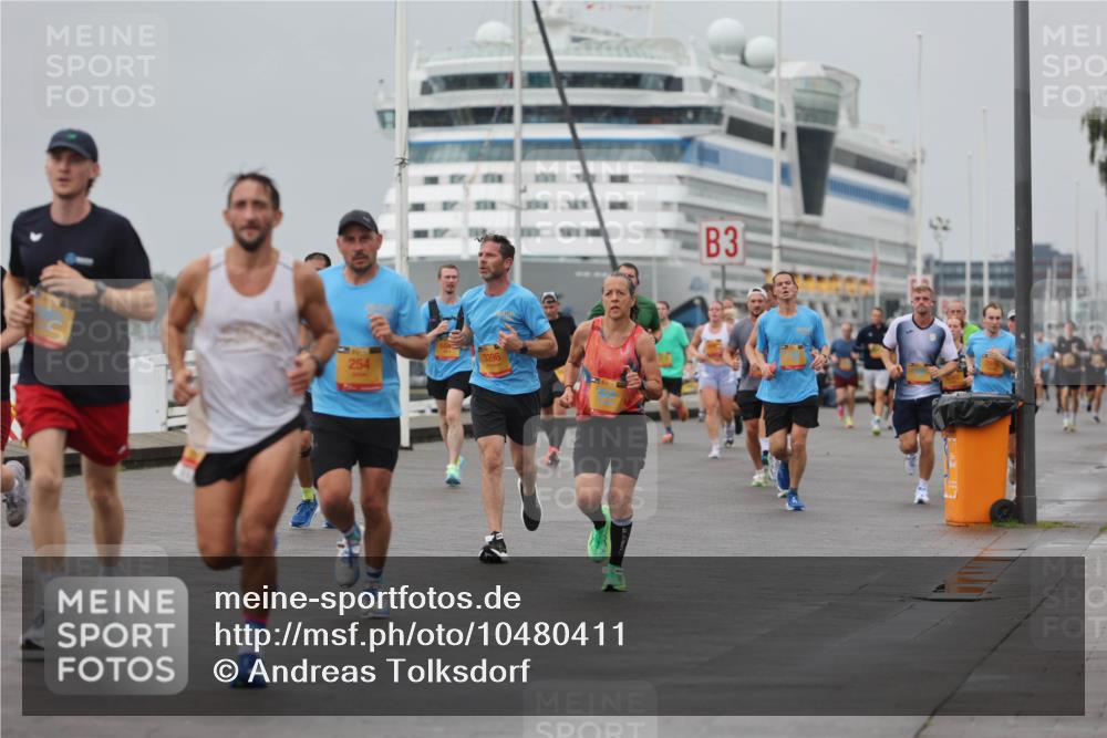 13.09.2026 - Kiel Lauf Andreas Tolksdorf http://msf.ph/oto/10480411 13.09.2026 11:54:25 Kiellinie 3396, 254, 0, 3 meine-sportfotos.de