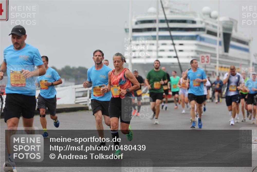 13.09.2026 - Kiel Lauf Andreas Tolksdorf http://msf.ph/oto/10480439 13.09.2026 11:54:28 Kiellinie 254, 3396, 3 meine-sportfotos.de
