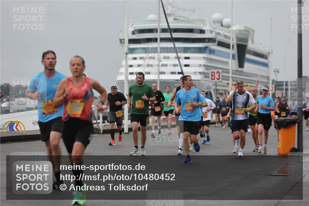 13.09.2026 - Kiel Lauf Andreas Tolksdorf http://msf.ph/oto/10480452 13.09.2026 11:54:28 Kiellinie 12461, 3721, 3 meine-sportfotos.de