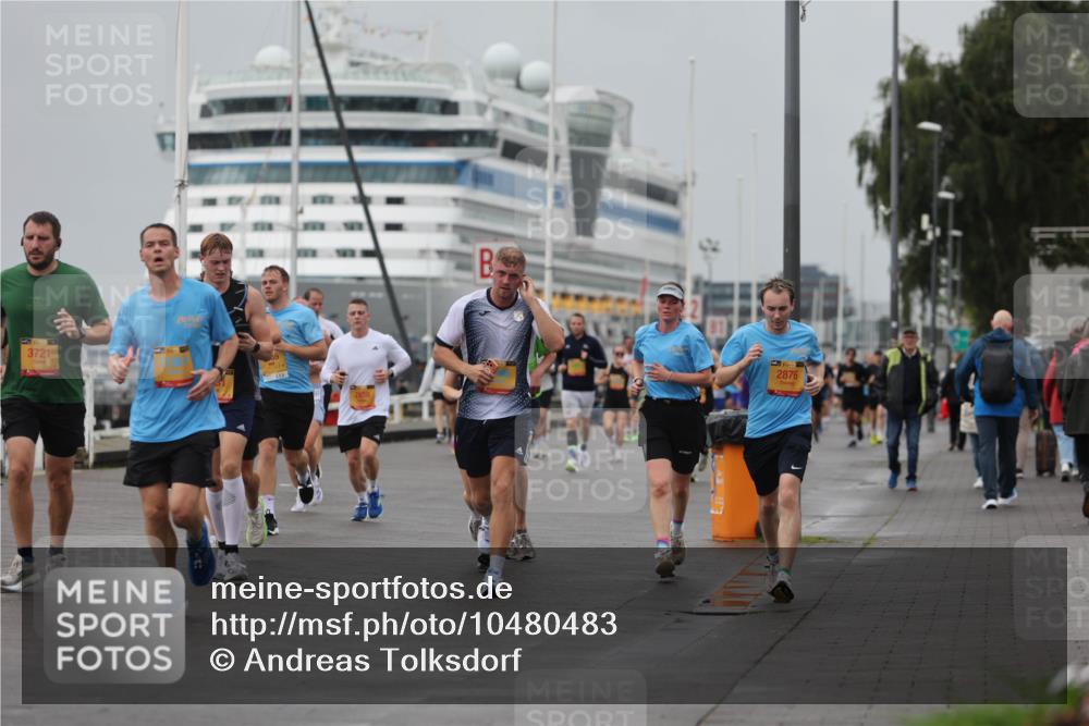 13.09.2026 - Kiel Lauf Andreas Tolksdorf http://msf.ph/oto/10480483 13.09.2026 11:54:31 Kiellinie 4, 3721, 2876 meine-sportfotos.de