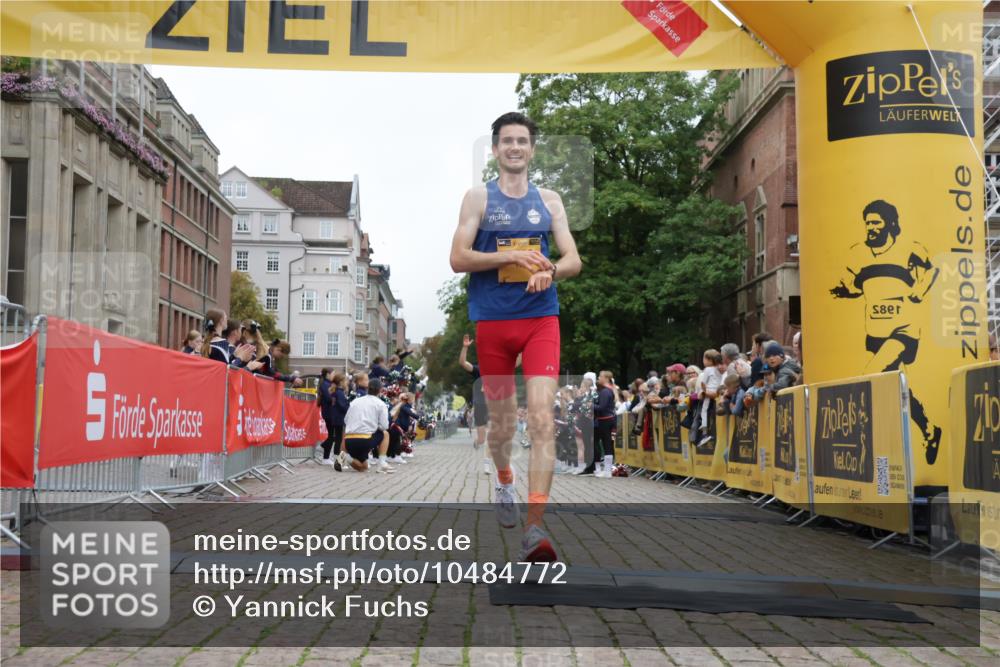 13.09.2026 - Kiel Lauf Yannick Fuchs http://msf.ph/oto/10484772 13.09.2026 10:22:48 Ziel 5326, 5603, 151, 4621, 8240, 8708, 9678, 4621, 8708 meine-sportfotos.de