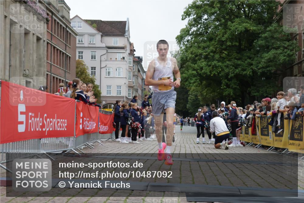13.09.2026 - Kiel Lauf Yannick Fuchs http://msf.ph/oto/10487092 13.09.2026 10:23:02 Ziel 9678, 151, 5326, 5603, 8240, 3465, 4645, 8809, 10568, 8240 meine-sportfotos.de