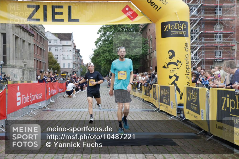 13.09.2026 - Kiel Lauf Yannick Fuchs http://msf.ph/oto/10487221 13.09.2026 10:24:52 Ziel 2158, 7069, 7233, 8656, 11798, 2501, 4199, 7457, 9298, 11647, 6174, 2664, 7195, 9298 meine-sportfotos.de