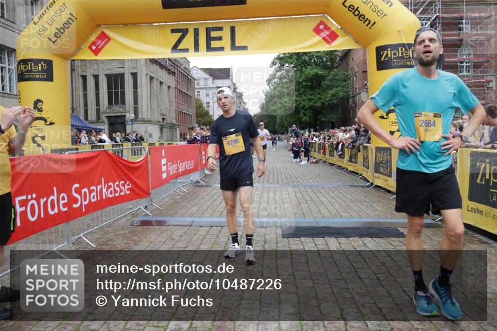 13.09.2026 - Kiel Lauf Yannick Fuchs http://msf.ph/oto/10487226 13.09.2026 10:24:54 Ziel 2158, 6174, 7069, 7233, 8656, 11798, 2501, 4199, 7457, 11647, 2664, 9298, 11647 meine-sportfotos.de